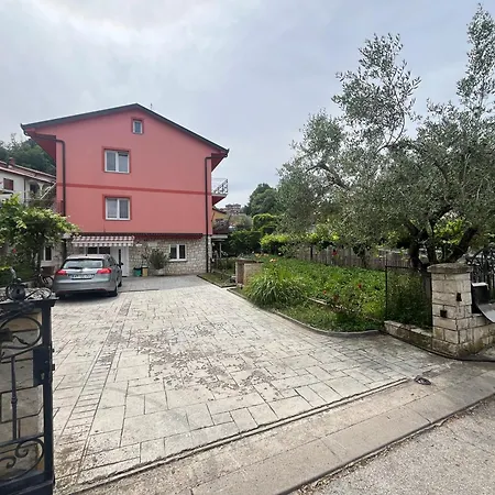 Celestina 公寓 伊佐拉